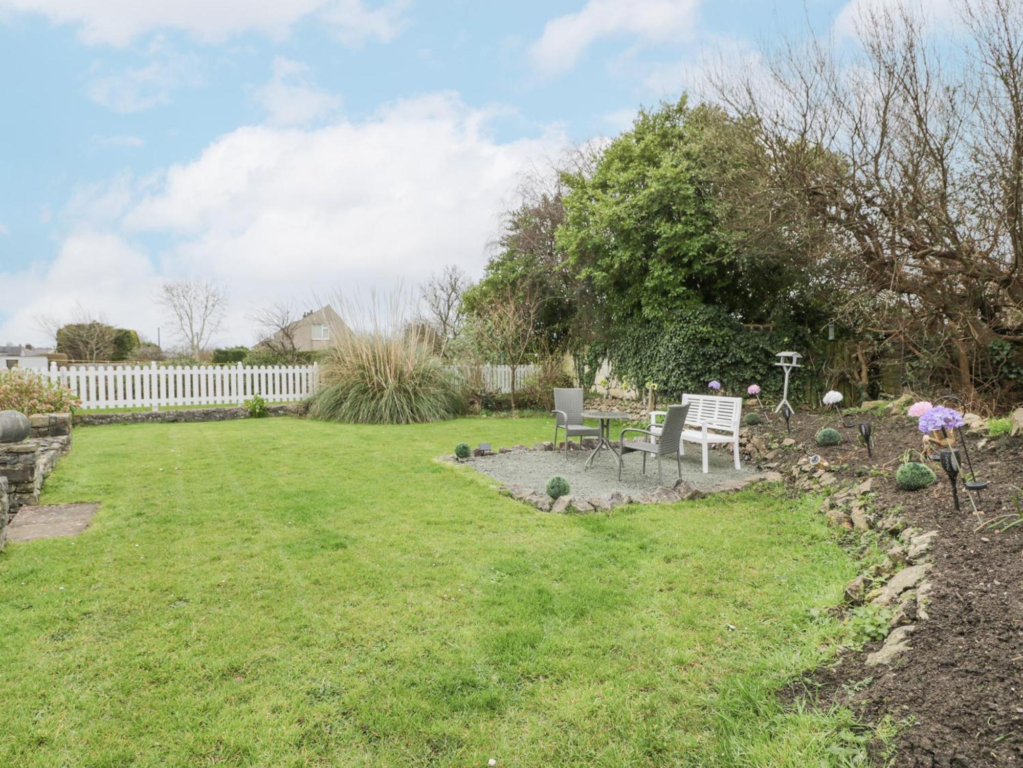 Halcyon Annexe Holiday home Moelfre