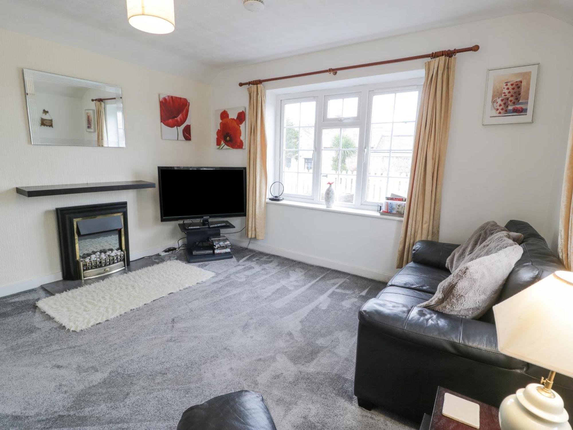 Holiday home Halcyon Annexe *